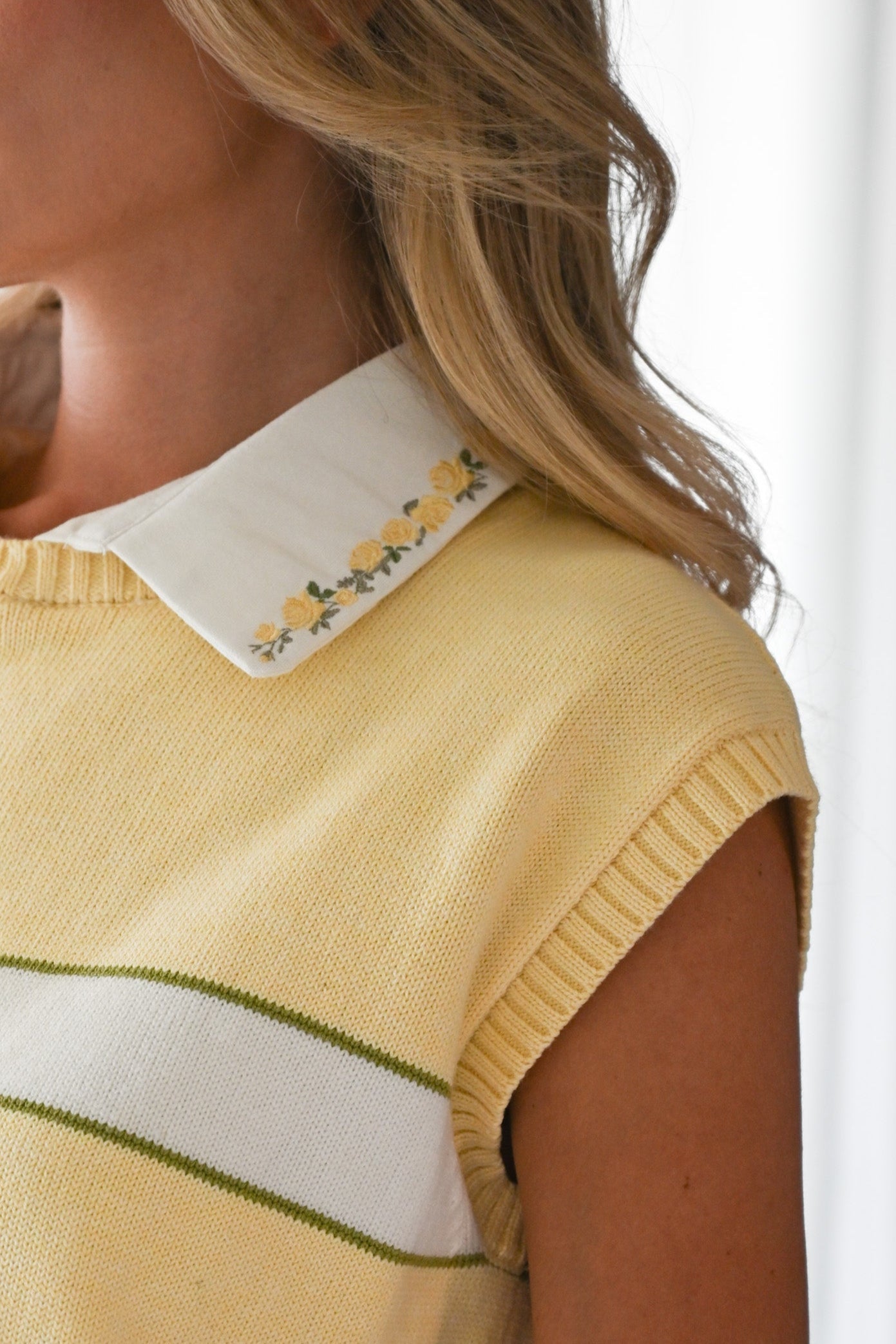 Stuart Oxford Vest — Yellow